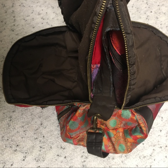 ✌🏽 Desigual - Multi-pocketed crossbody bag - Picture 11 of 13